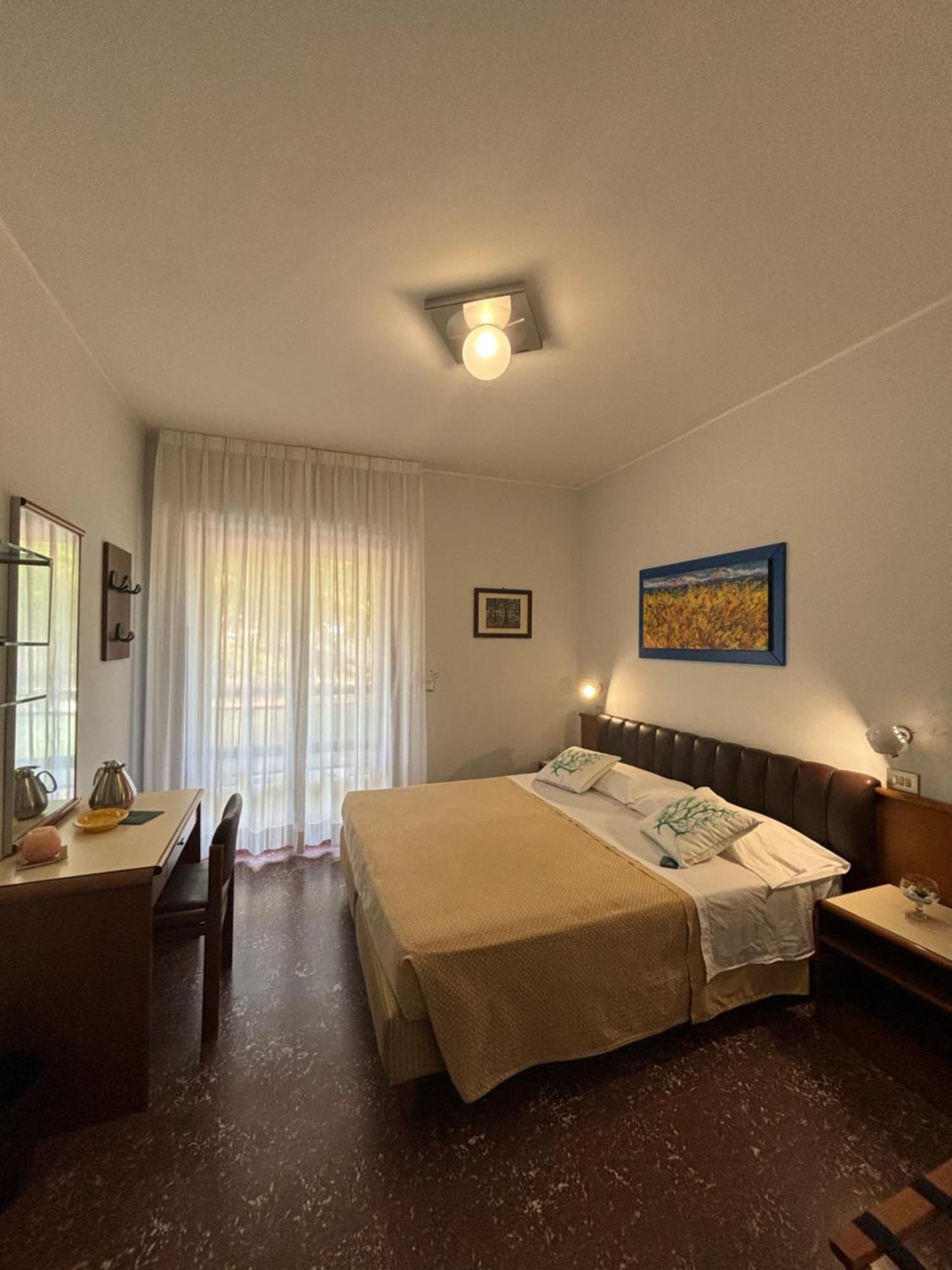 Hotel Astoria Pineto Ngoại thất bức ảnh